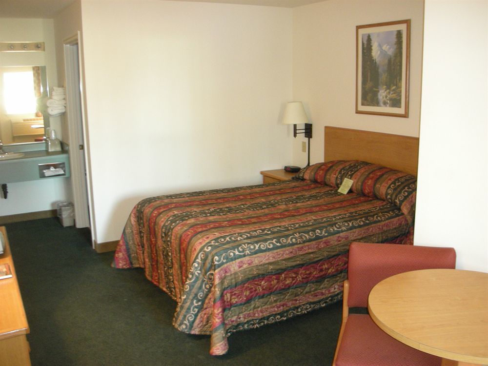 Sugarloaf Mountain Motel Bend Esterno foto
